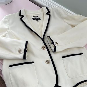 14P Ivory/Black Talbots Blazer